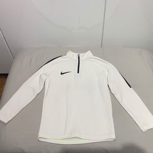 Women’s Nike Mid Sleeve